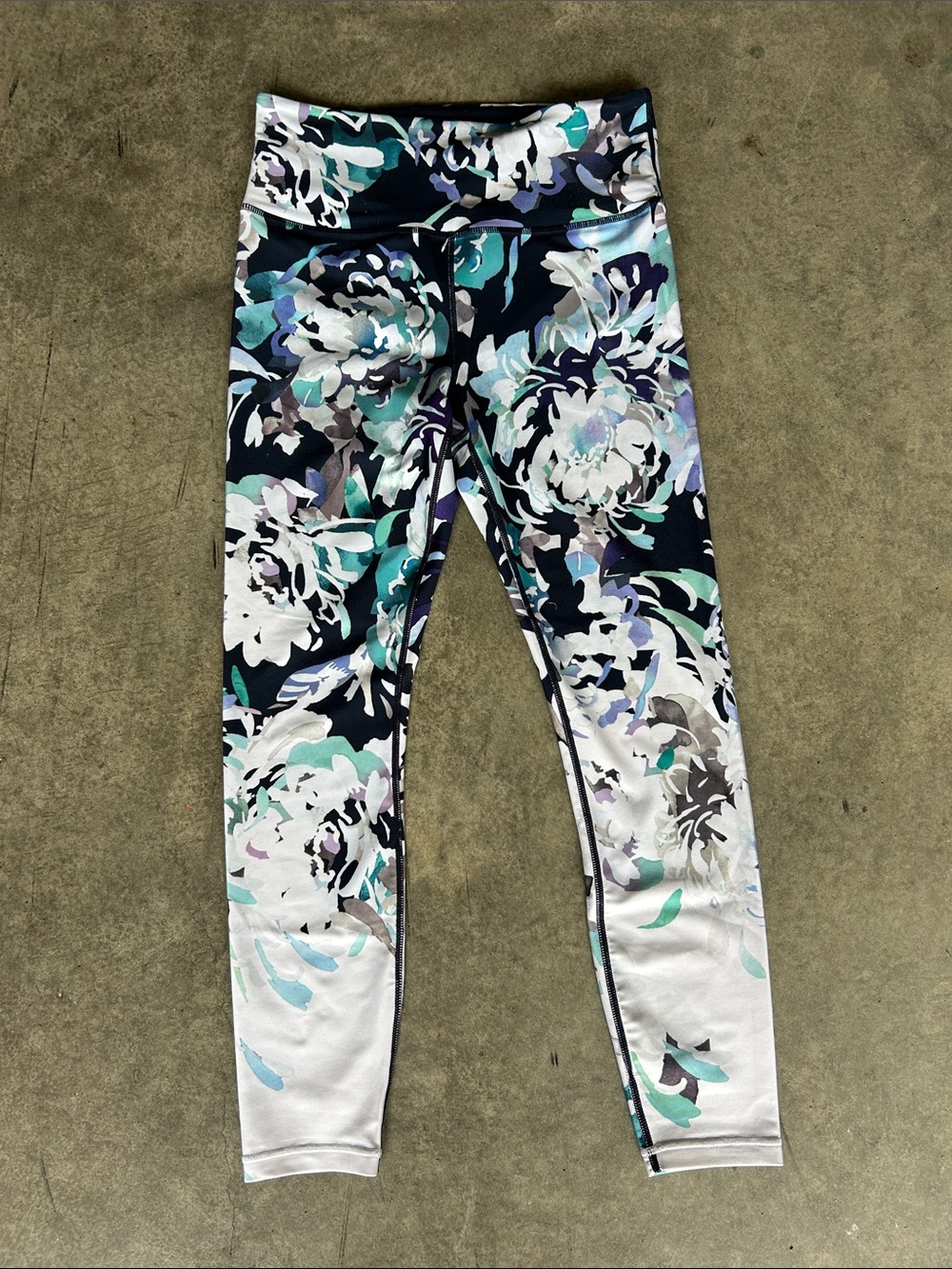 Athleta Floral Print Leggings
